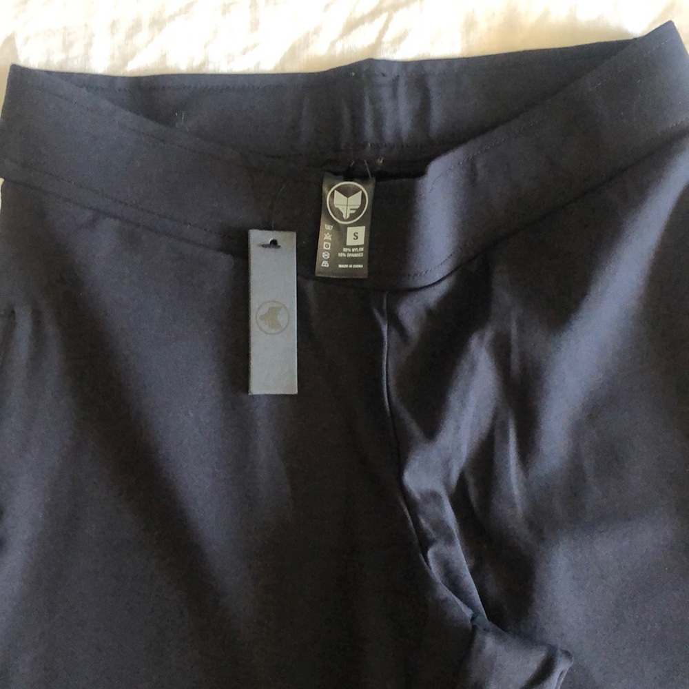 Alpha Forward - Legacy Jogger Black.